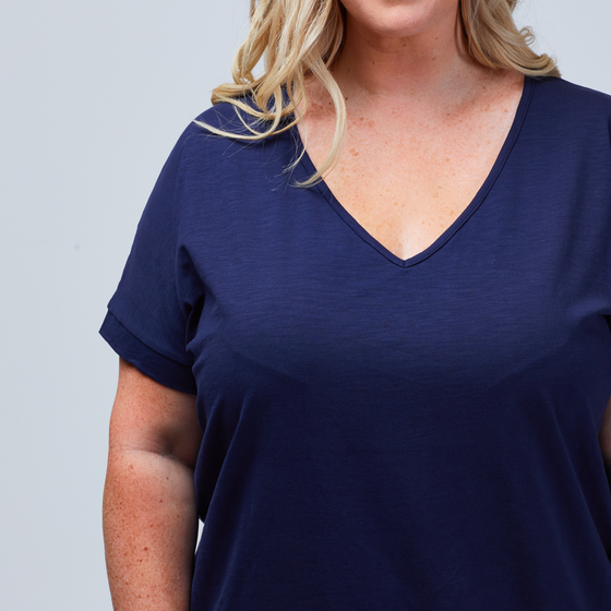 Beth Tee Navy