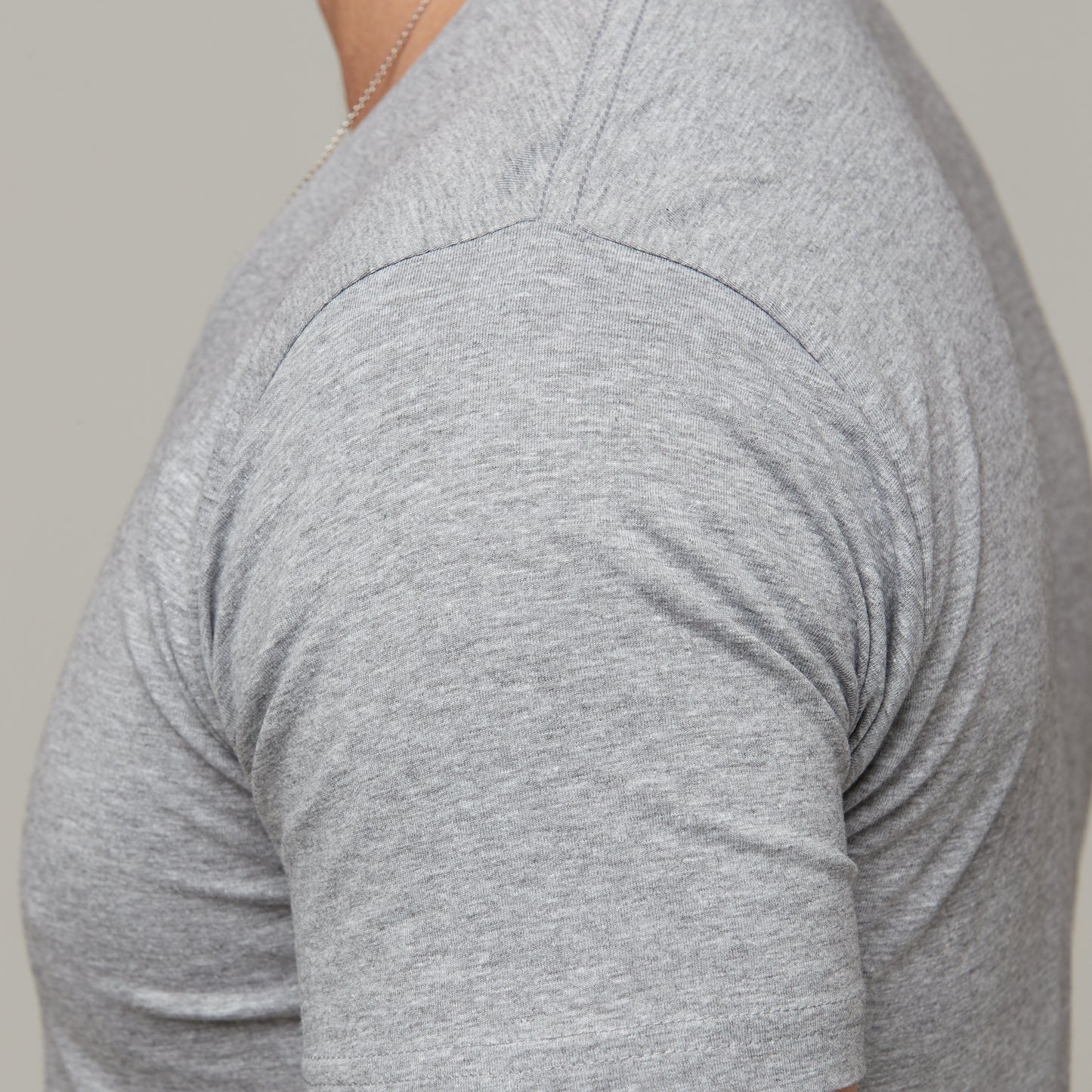 Erik V-Neck Tee Grey Marle