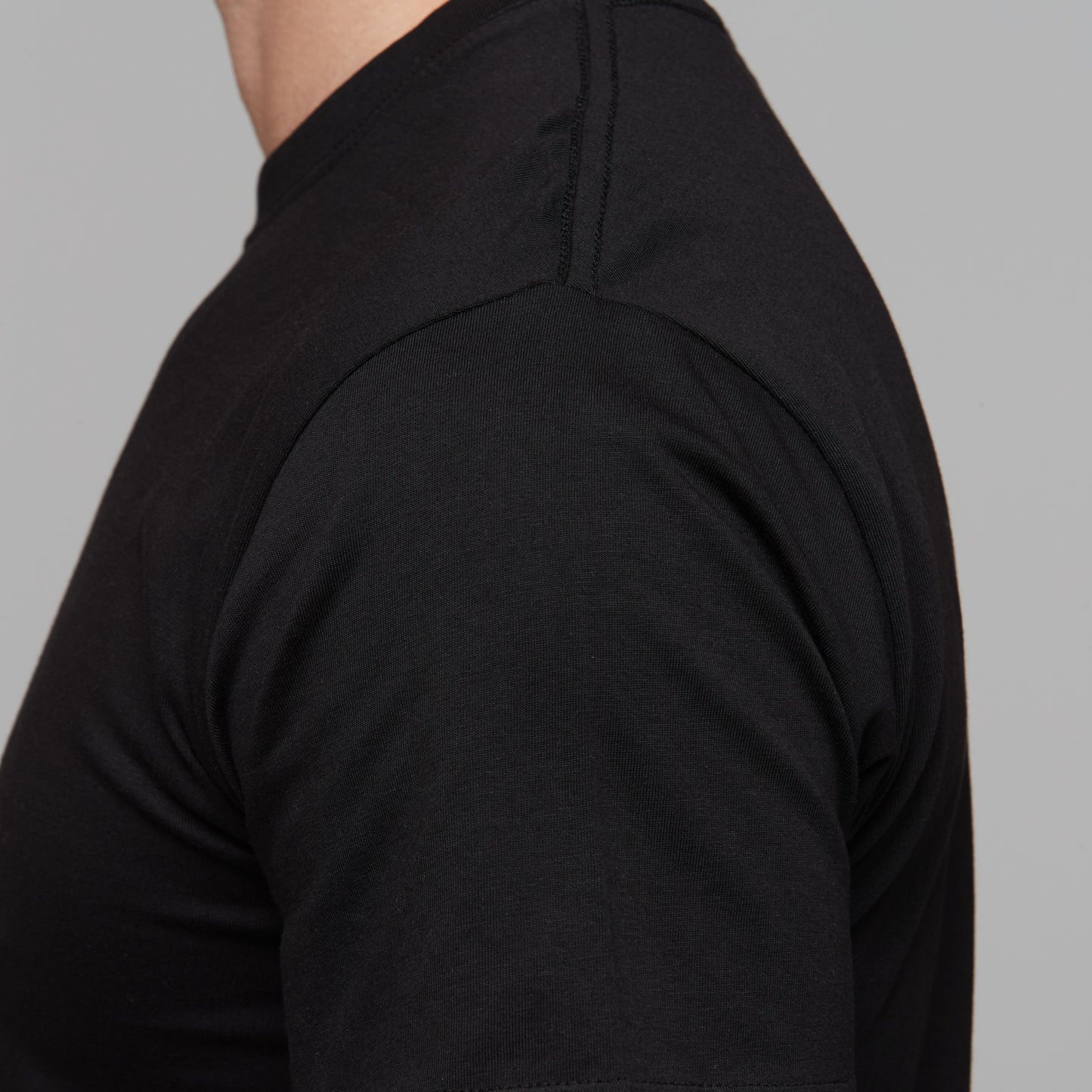 Nico Longline Tee Black