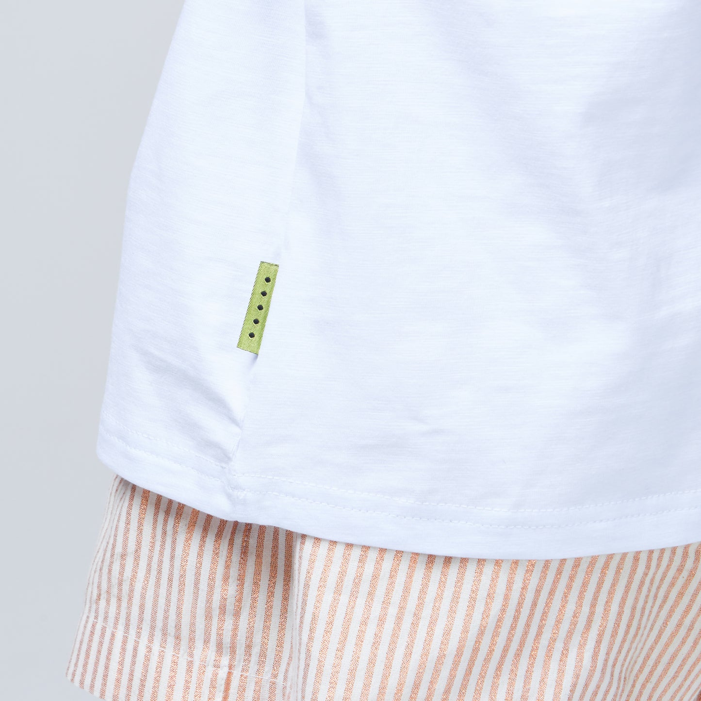 Riley Tee White/Black