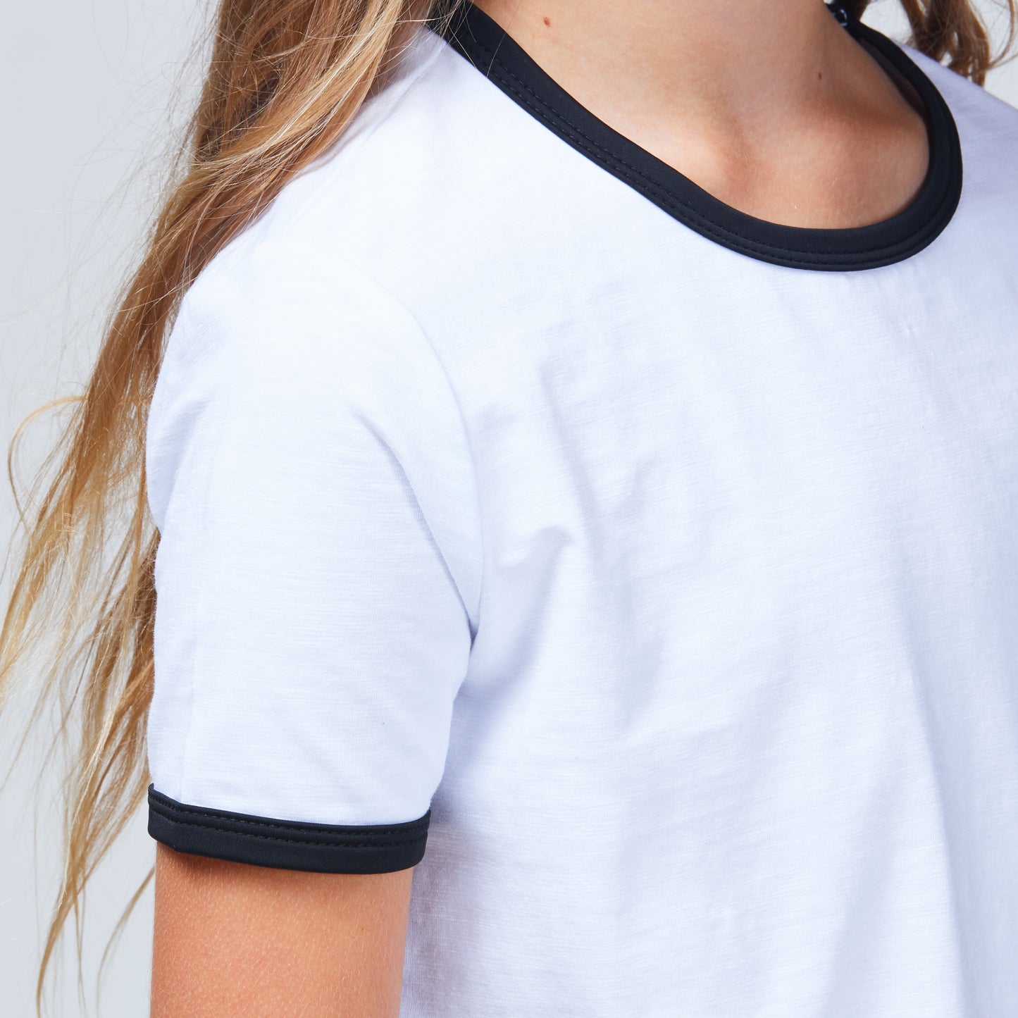 Riley Tee White/Black