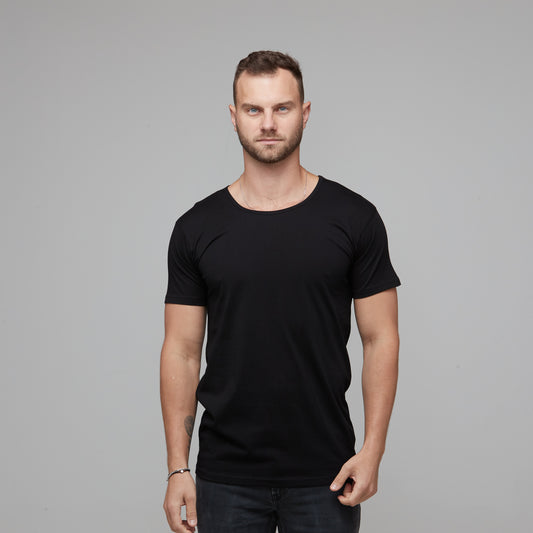 mens scoop neck basic tee black